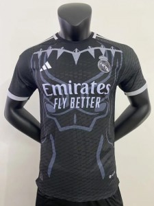 Player Version 23/24 Real Madrid Black Training Jersey